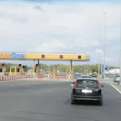 Jak wjechać na autostradę A1 w Strykowie - proste trasy i wskazówki