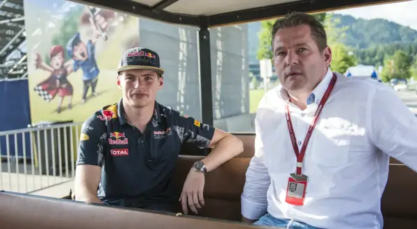 Jak zdobyć autograf kierowcy F1 - sprawdzone metody i porady
