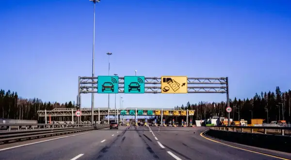 Jak wygląda opłata na autostradzie - poznaj ukryte koszty przejazdu