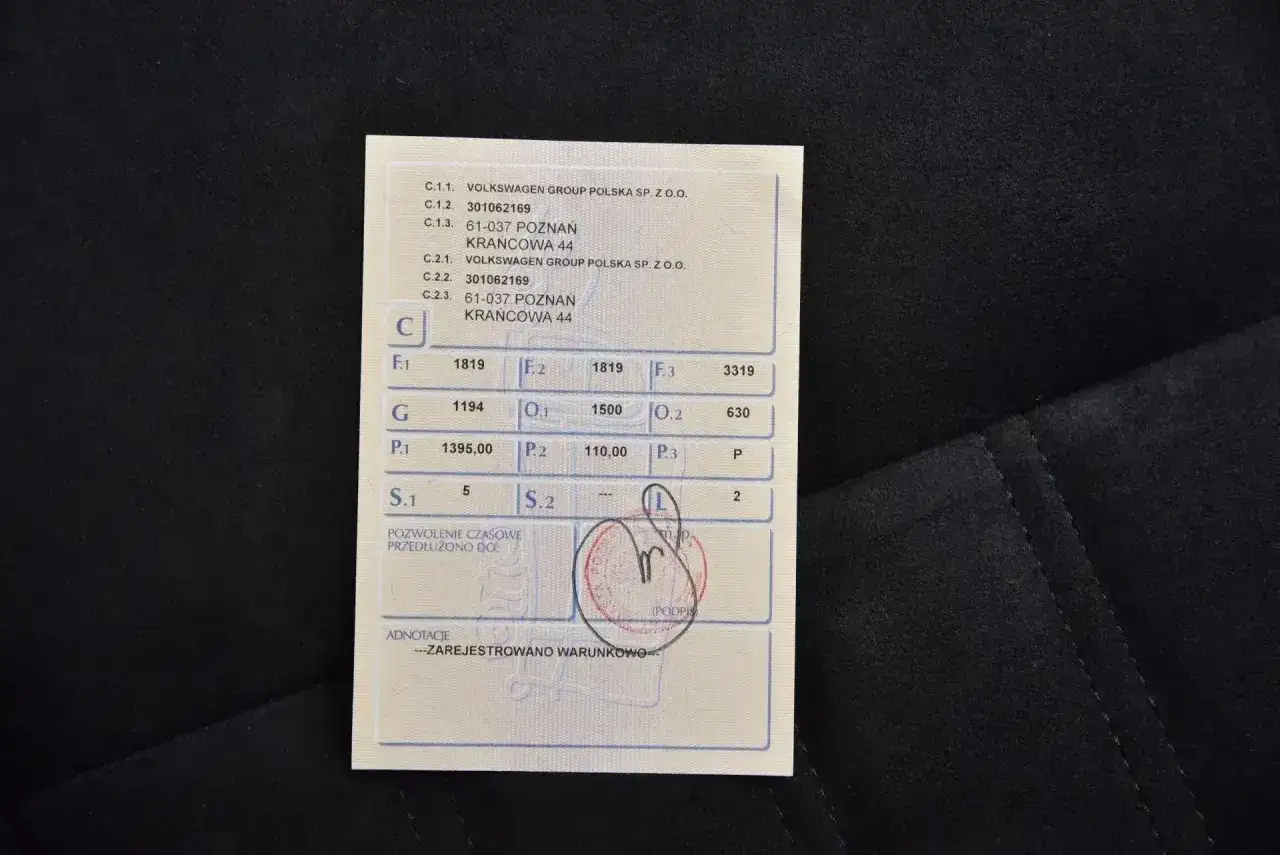 Miękki dowód rejestracyjny z danymi pojazdu i adnotacją